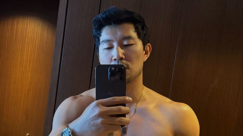 Bereitet sich Simu Liu schon auf "Shang-Chi"-Forsetzung vor?
