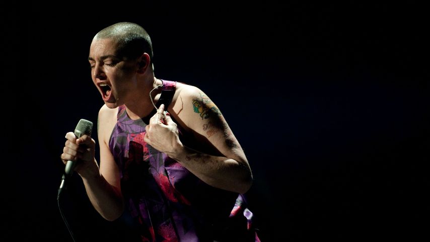 Sinéad O'Connor bei einem Konzert in Brüssel im April 2012