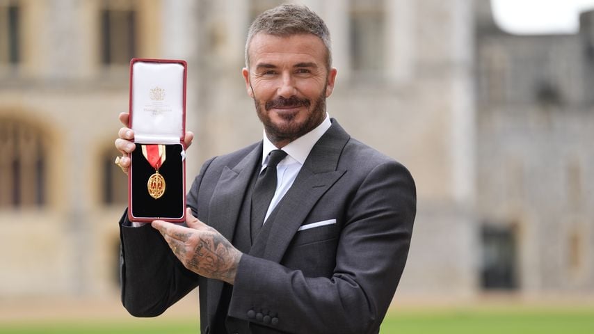 David Beckham wurde von König Charles zum Ritter geschlagen
