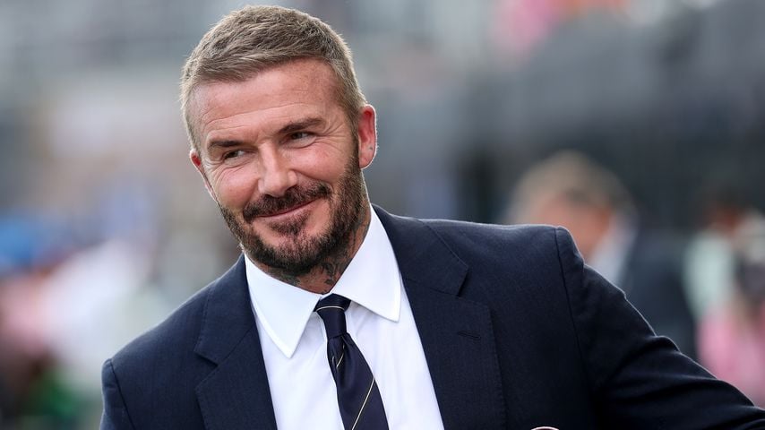 Bemühtes Lächeln: David Beckham nach Brooklyns Post gesehen