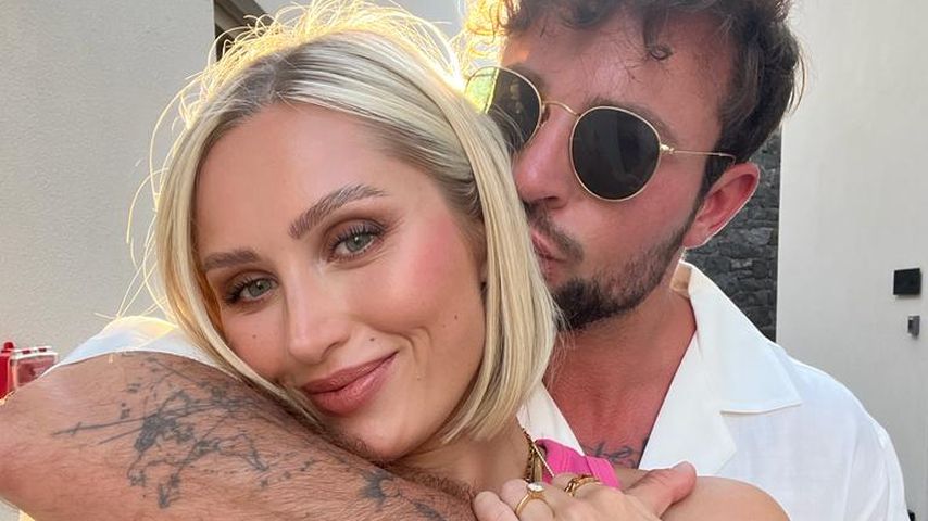Sissi Hofbauer und Benjamin Melzer auf Santorini, Griechenland