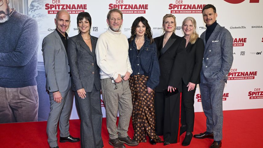 C. M. Herbst, J. Uhse, Sönke Wortmann, Iris Berben, Caroline Peters, J. Erber, Florian D. Fitz
