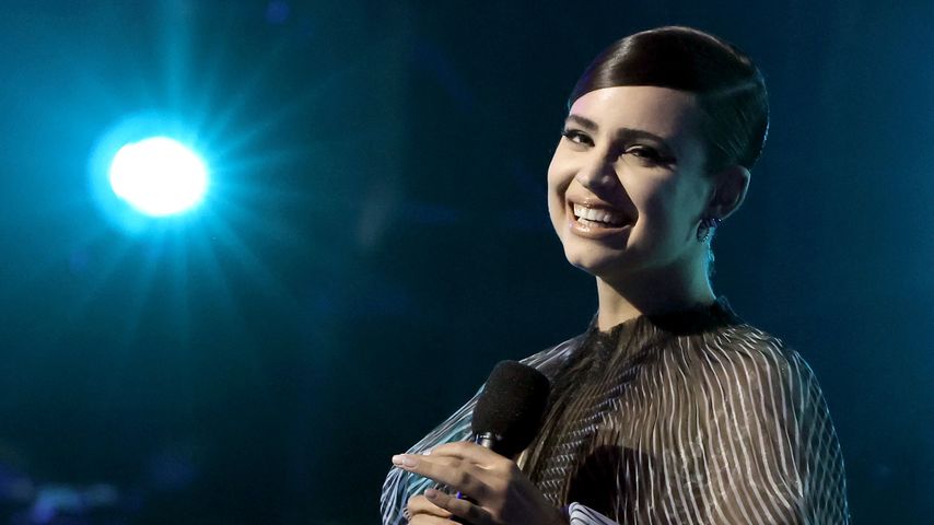 Schlechter Arbeitgeber? Sofia Carson packt über Disney aus