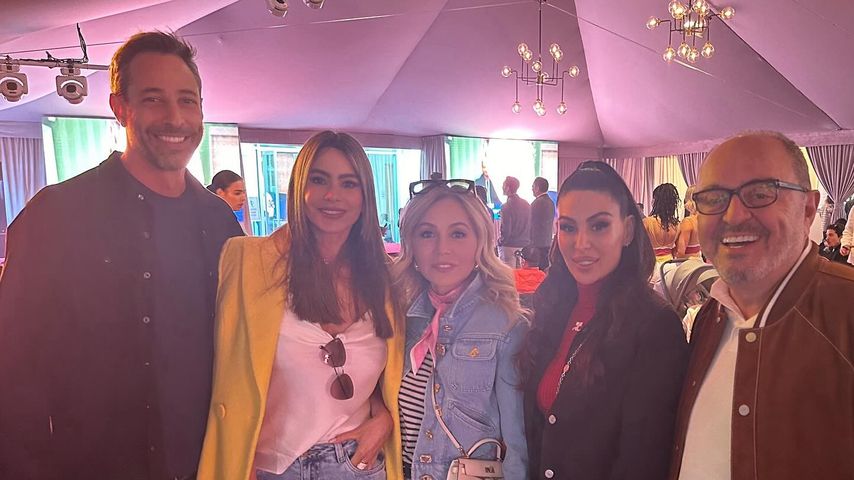 Sofia Vergara mit Justin Saliman und Freunden