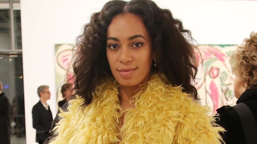 Papagei-Alarm: Solange Knowles im Vogel-Look