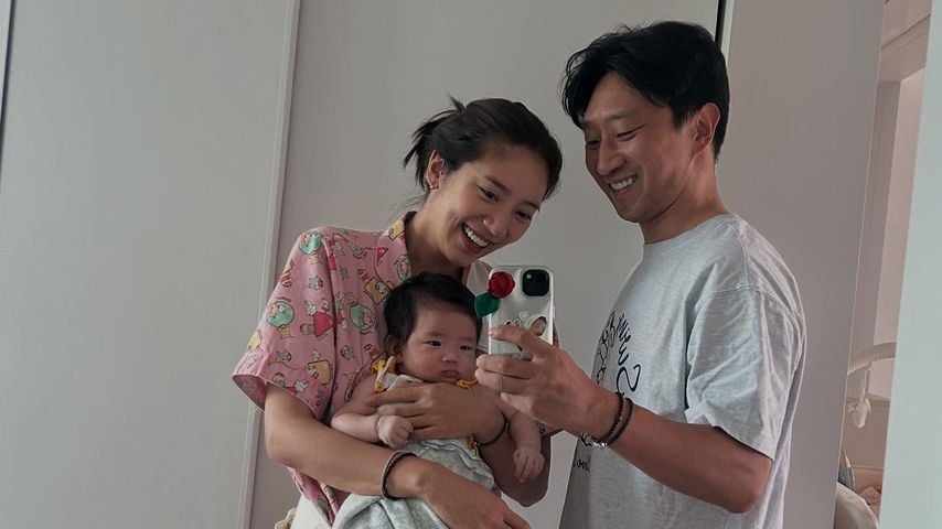 K-Pop-Star Son Dam-bi mit ihrem Mann und Baby, Juli 2025