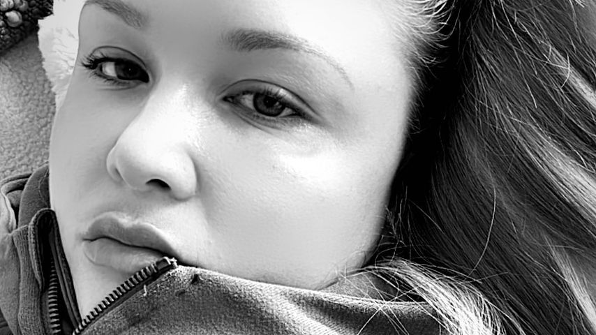 Frisch getrennt: Wie geht es Sophia Thiel allein zu Hause?