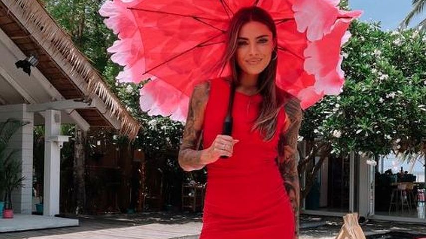 Sophia Thomalla strahlt bei "Are You The One?"-VIP-Dreh!