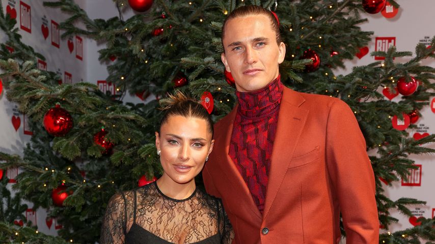 Sophia Thomalla und Alex Zverev sind Weihnachten im Flugzeug