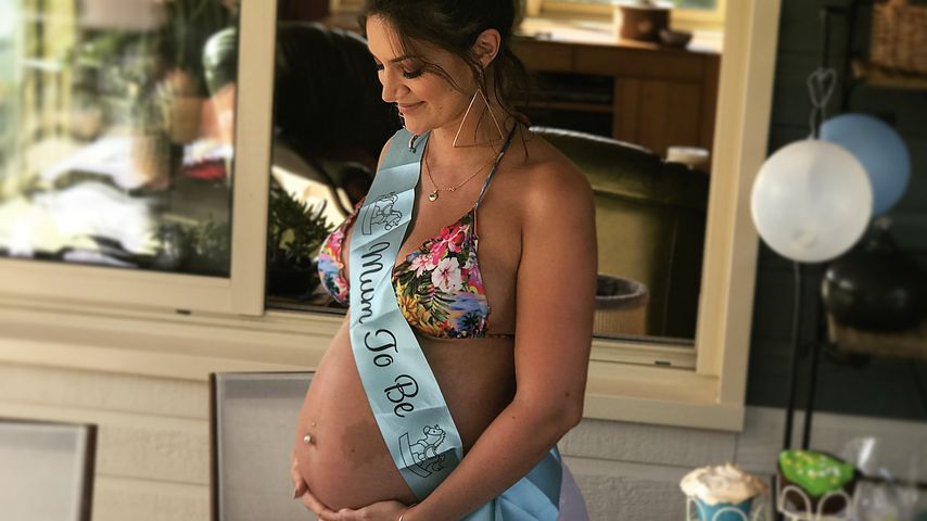 Sophie Brussaux mit Babybauch