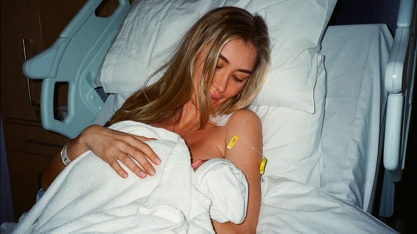 Nach Geburt: Sophie Habboo teilt süße Fotos aus Krankenhaus