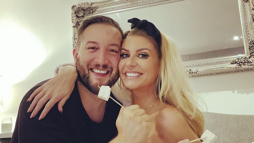 Sophie Hinchliffe mit ihrem Partner Jamie