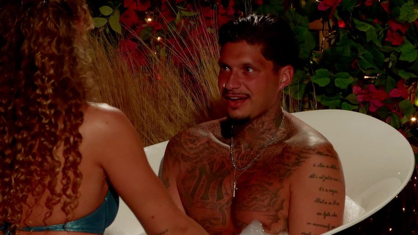 Sophie Imelmann und Yasin Mohamed bei "Love Island VIP"