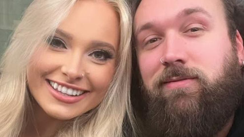 Affäre mit MGK? Sophie Lloyd teilt Foto mit ihrem Freund!
