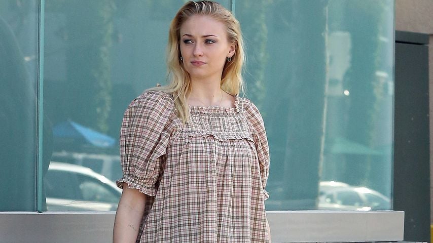 So deutlich war Sophie Turners Babybauch noch nie zu sehen