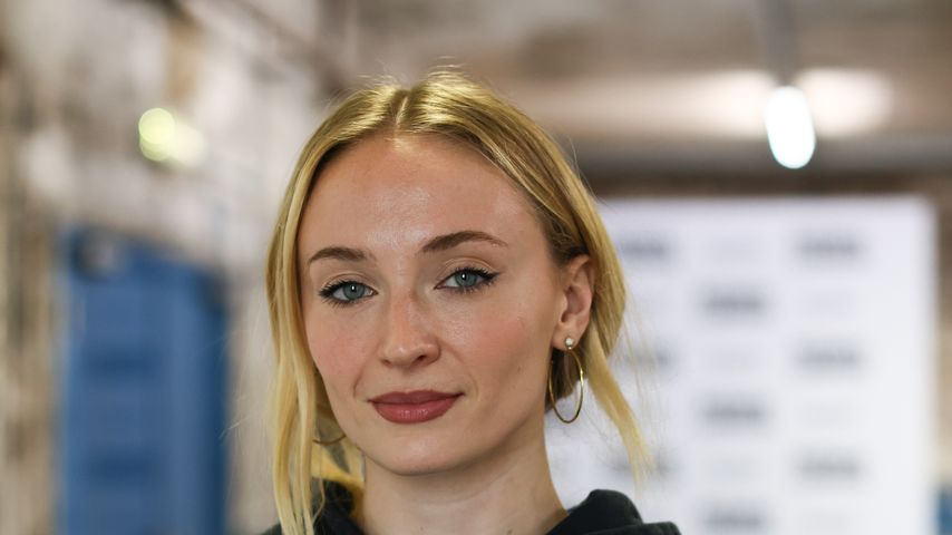 Mädelsabend-Skandal: Sophie Turner kontert Hater-Kommentar