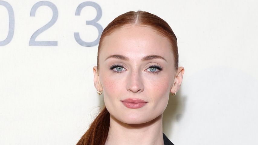 Sophie Turner bei der Paris Fashion Week, März 2023