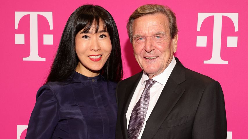 Keine Currywurst? Soyeon ändert Gerhard Schröders Ernährung