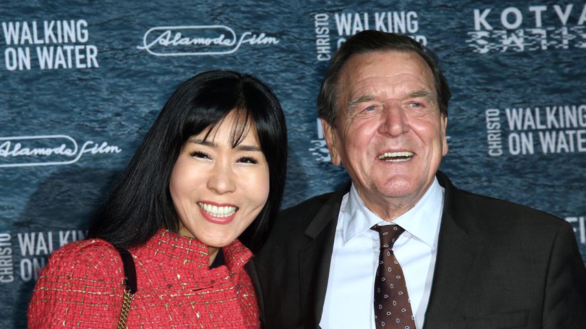 Soyeon Schröder-Kim und Gerhard Schröder 2019 in Berlin