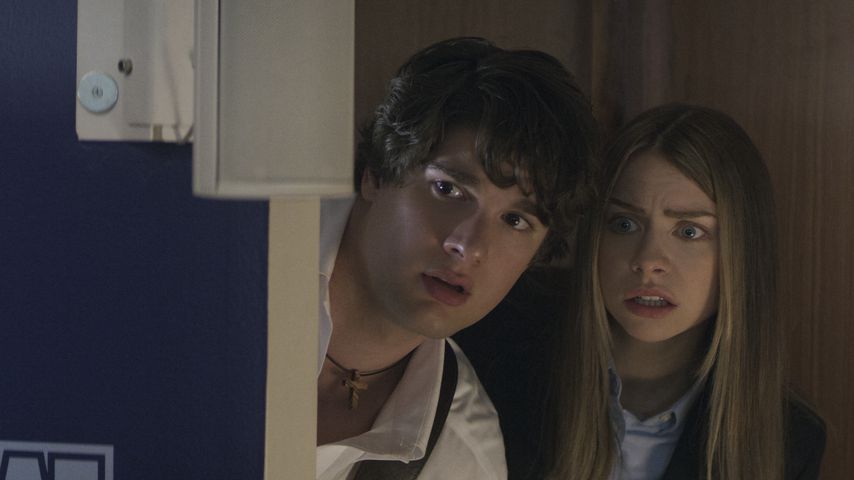 Spencer House und Maddie Phillips in "Teenage Bounty Hunters"