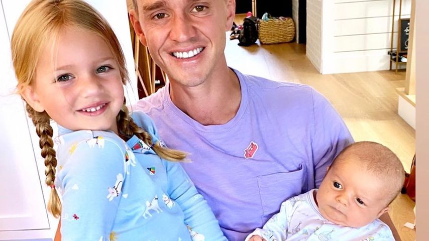 Sportler Stuart Holden mit seinen Kindern, 2020