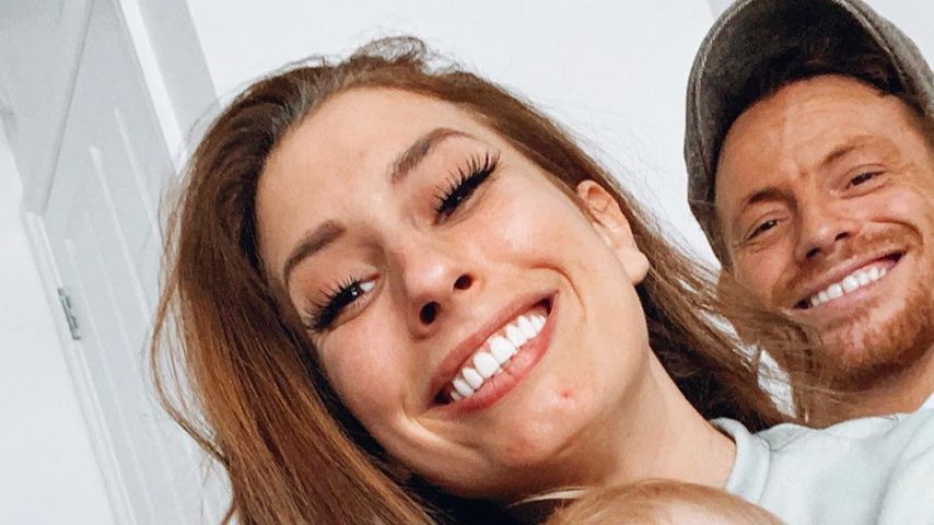 Stacey Solomon, Freund Joe Swash und Söhnchen Rex im März 2020