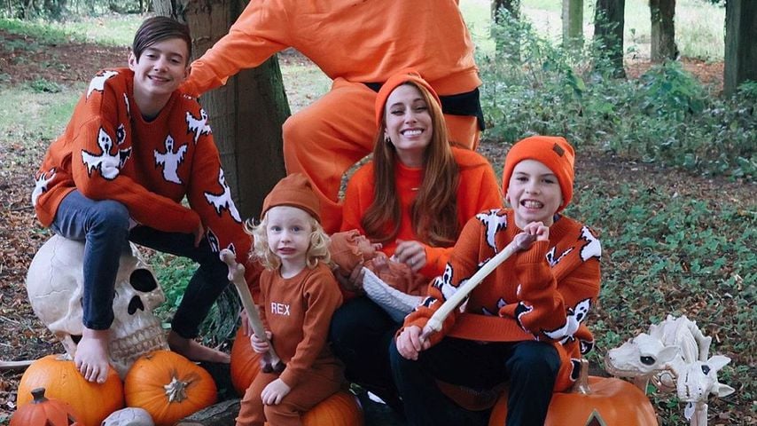 Stacey Solomon mit ihrem Mann Joe Swash und ihren vier Kindern, Oktober 2021