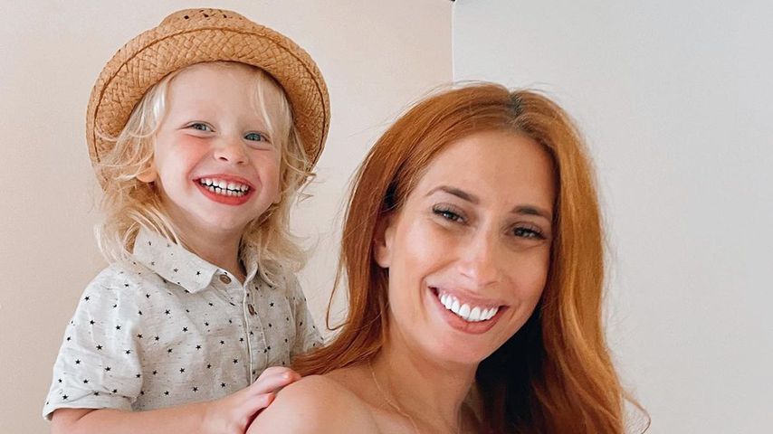 Stacey Solomon mit ihrem Sohn Rex im August 2021