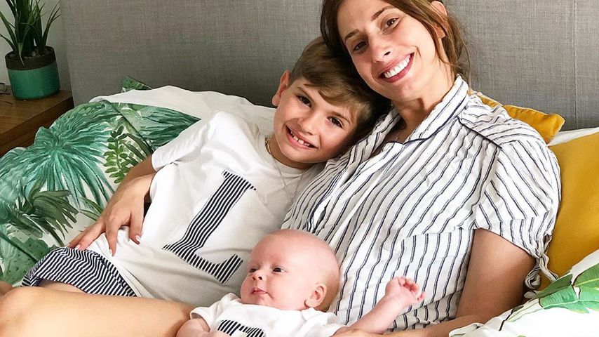 Stacey Solomon mit ihren Söhnen Rex und Leighton
