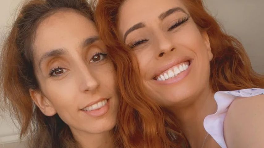 Stacey Solomon und ihre Schwester Jemma im Juli 2021