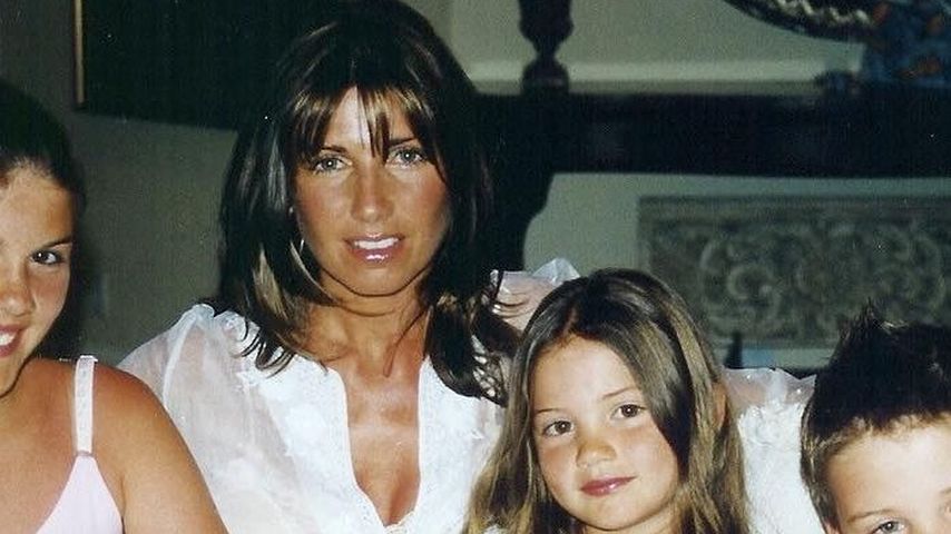 Stacey Young, Ehefrau von Paul Young mit ihren Kindern