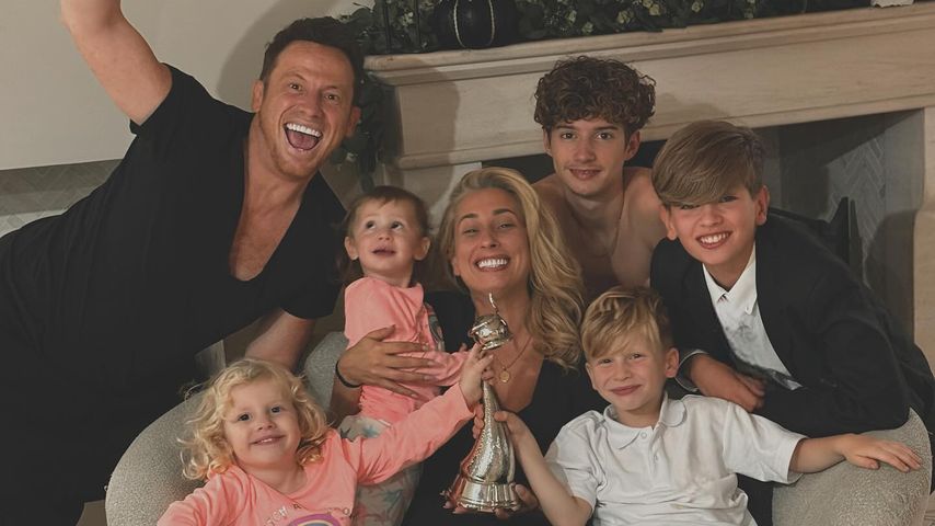 Joa Swash und Stacey Solomon mit ihren Kindern, September 2024