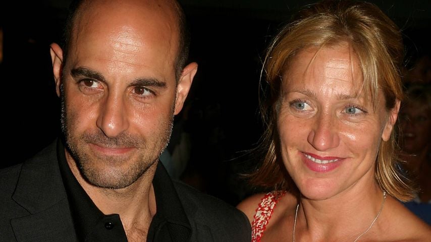 Stanley Tucci und Edie Falco bei der Premiere von "Camp" im Ziegfeld Theatre in New York, 21. Juli 2003