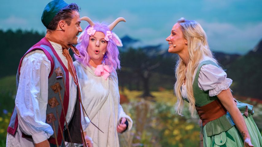 Stefan Mross, Mirja Boes und Janine Kunze bei "Die Comedy Märchenstunde"