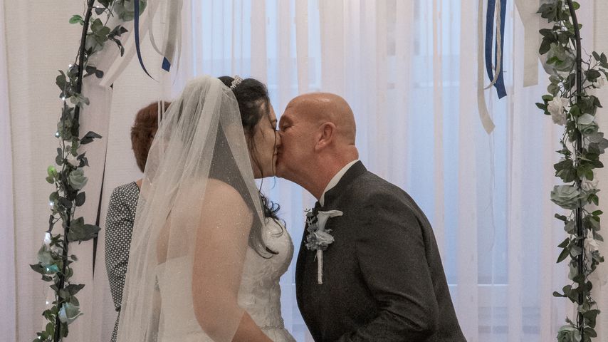 Stefanie Black und Tom Barcal an ihrem Hochzeitstag