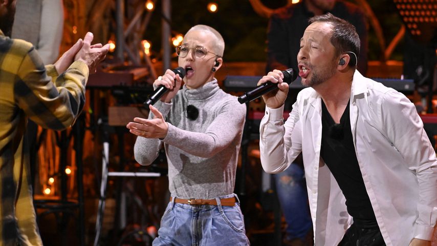 Stefanie Heinzmann und DJ BoBo bei "Sing meinen Song" 2021