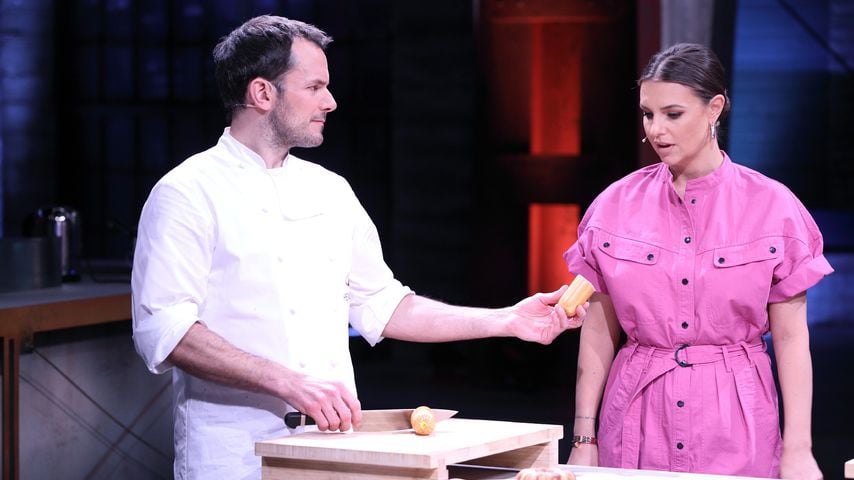 Steffen Henssler und Laura Wontorra bei "Grill den Henssler"