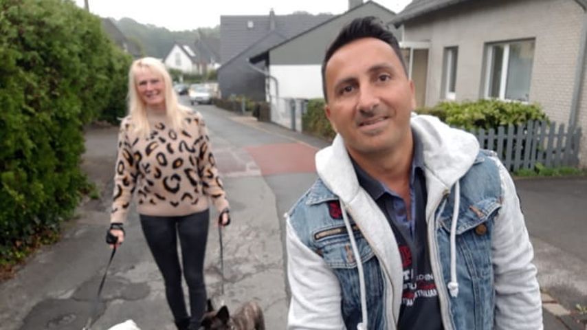 Steffi und Roland Bartsch mit ihren Hunden, 2019