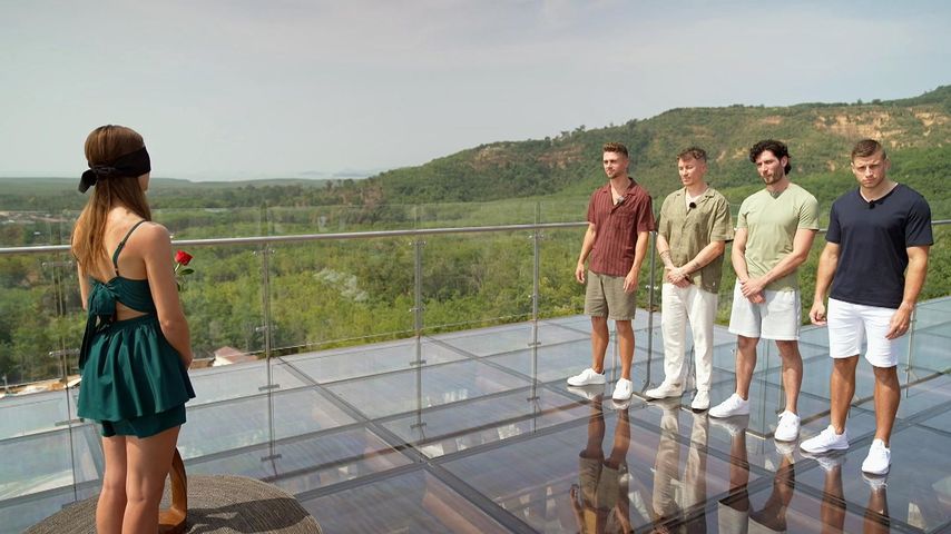 Stella Stegmann mit den "Die Bachelorette"-Singles Aaron, Peter, Ferry und Max