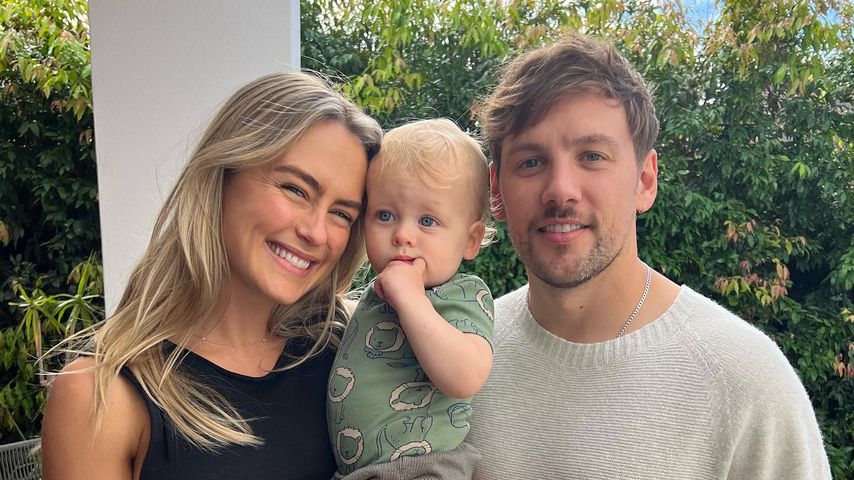 Steph Claire Smith, ihr Sohn Harvey John Miller und ihr Mann Josh Miller im April 2022