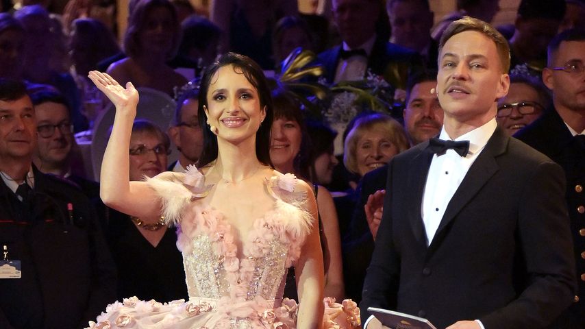 Stephanie Stumph und Tom Wlaschiha beim SemperOpernball 2024