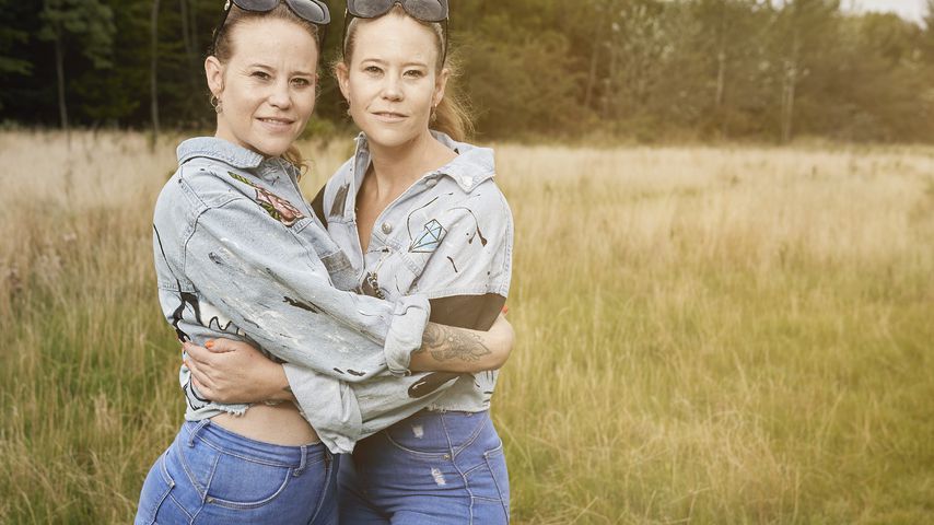Stephanie und Julia, "Die Superzwillinge"-Teilnehmerinnen 2021