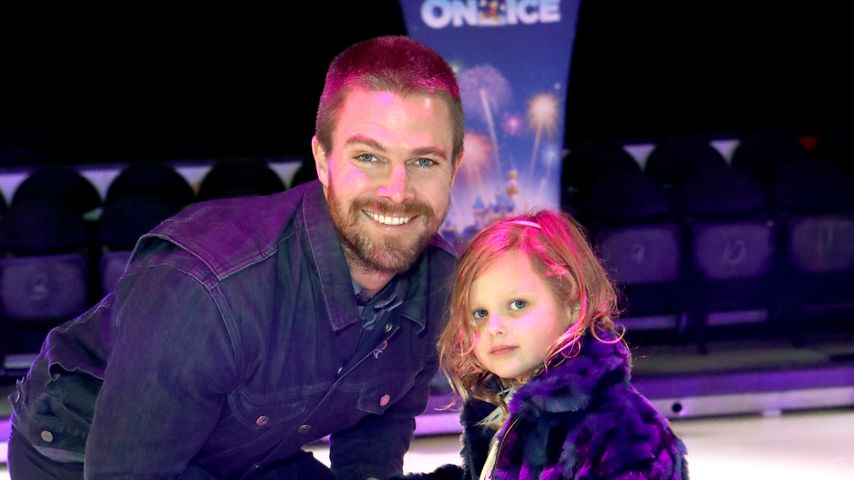 Stephen Amell mit seiner Tochter Maverick Alexandra