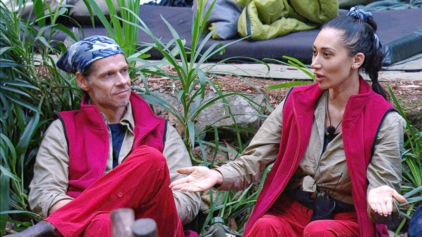 Schlangen-Trophäe: Streit zwischen Samira und Eva eskaliert