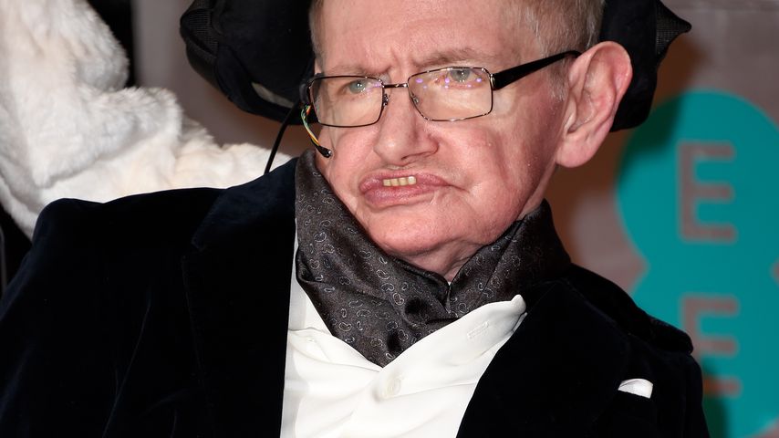 Stephen Hawking bald ein "James Bond"-Bösewicht?