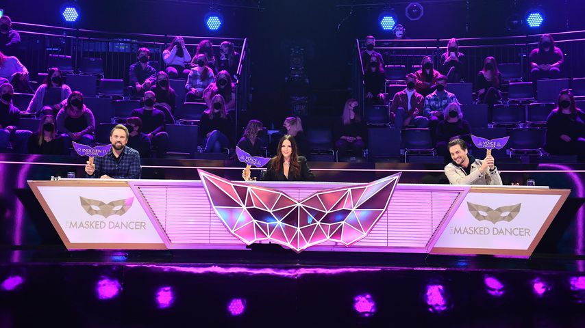 Steven Gätjen, Johanna Klum und Alexander Klaws bei "The Masked Dancer"