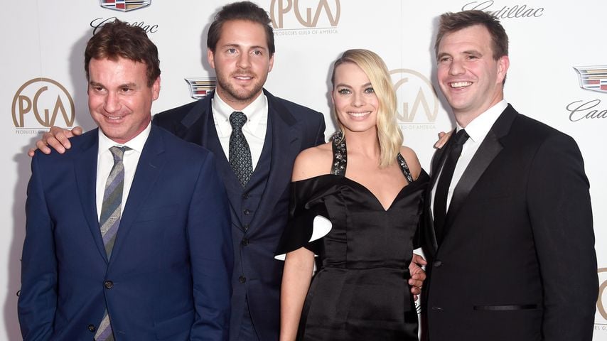 Steven Rogers, Tom Ackerley, Margot Robbie und Bryan Unkeless im Januar 2018 in Beverly Hills