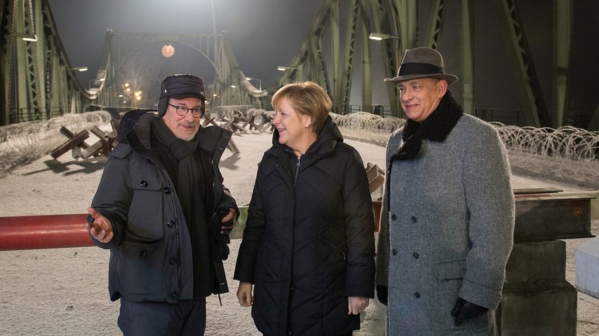 Steven Spielberg, Angela Merkel und Tom Hanks, 2015 in Berlin