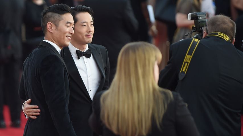 Wie süß: "TWD"-Star Steven Yeun zeigt 1. Foto seines Babys!