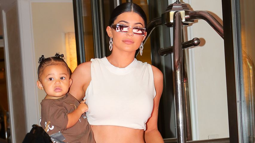 Stormi Webster und Kylie Jenner im Mai 2019